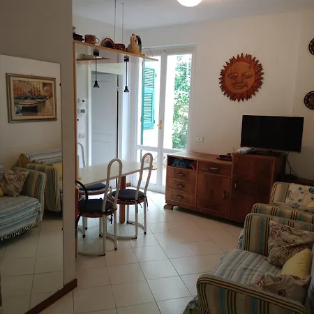 아파트 Casa Orrsa Casa Con Terrazzo 카모글리